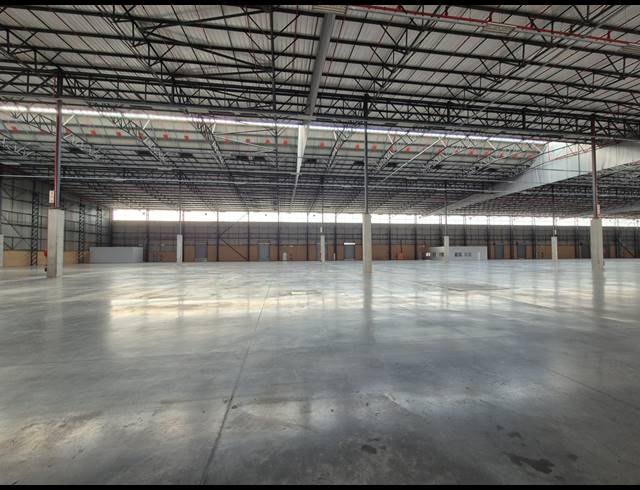 13,926M² WAREHOUSE TO LET IN GOSFORTH PARK